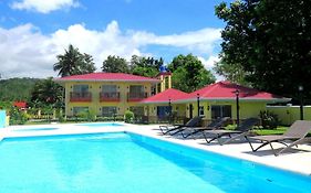 Caimito Beach Hotel